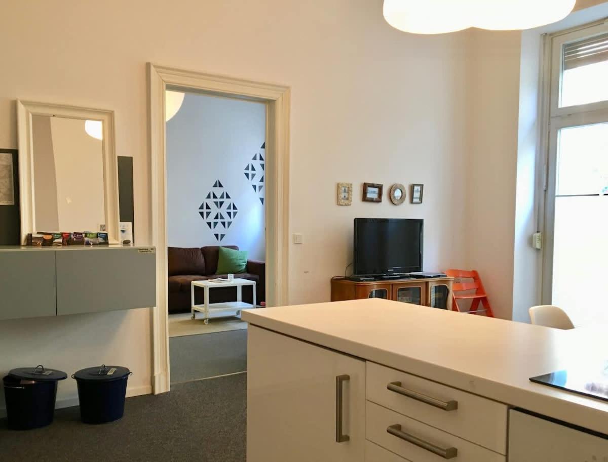 Schoenes Apartment In Prenzlauer Berg X Winskiez Berlin Exterior foto